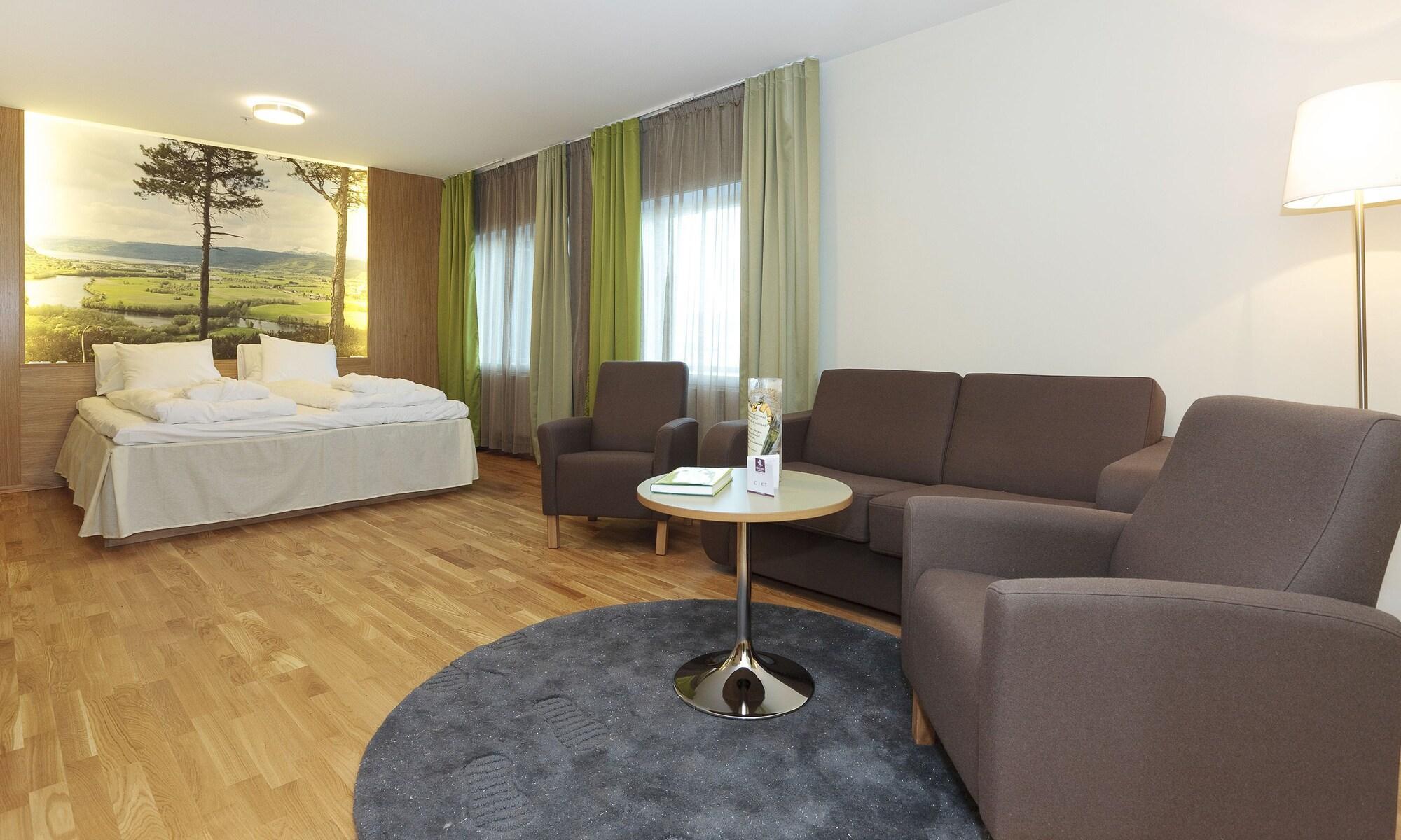 Thon Hotel Surnadal Exteriör bild
